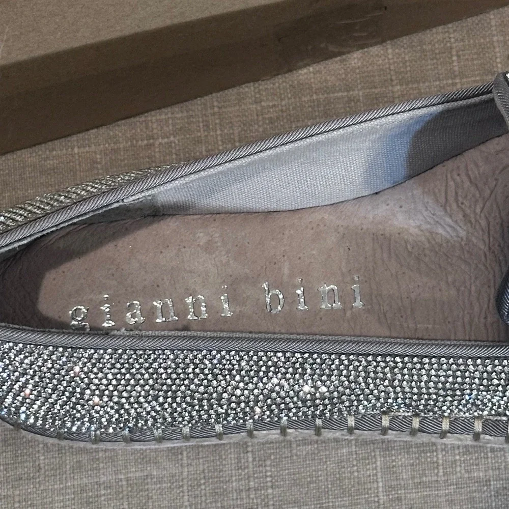 Gianni Bini Women's Silver Rhinestone Espadrille Slip On Flats Shoes Size‎ 6M